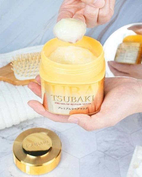 Восстанавливающая маска для повреждённых волос TSUBAKI Premium EX Repair Mask Gold 180 г EX Repair Mask Gold фото